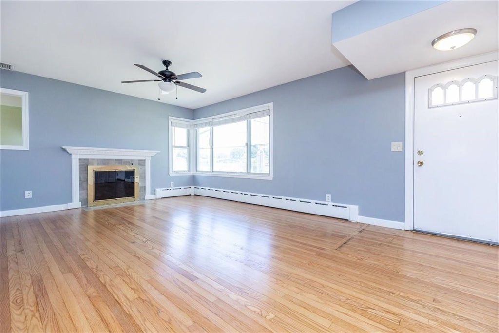 98 Pleasant View St, Methuen, MA, 98 Pleasant View St, Methuen, MA Photo #4