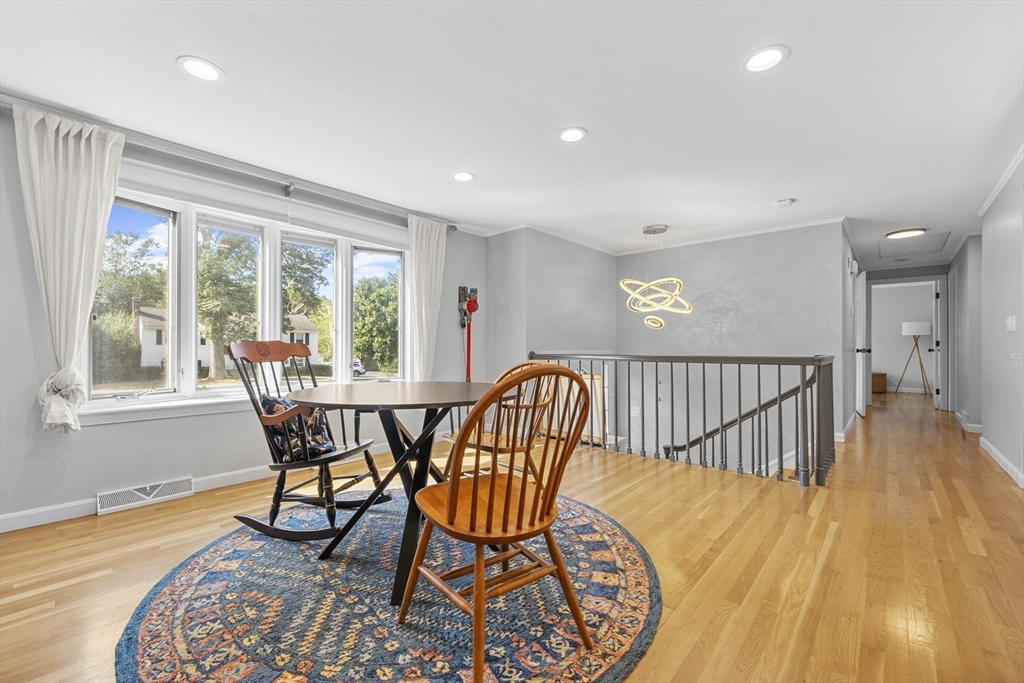 9 Oak Drive