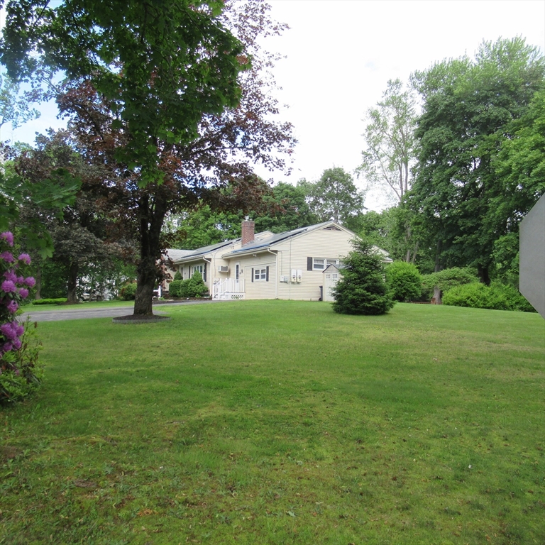 82 Fox Ave