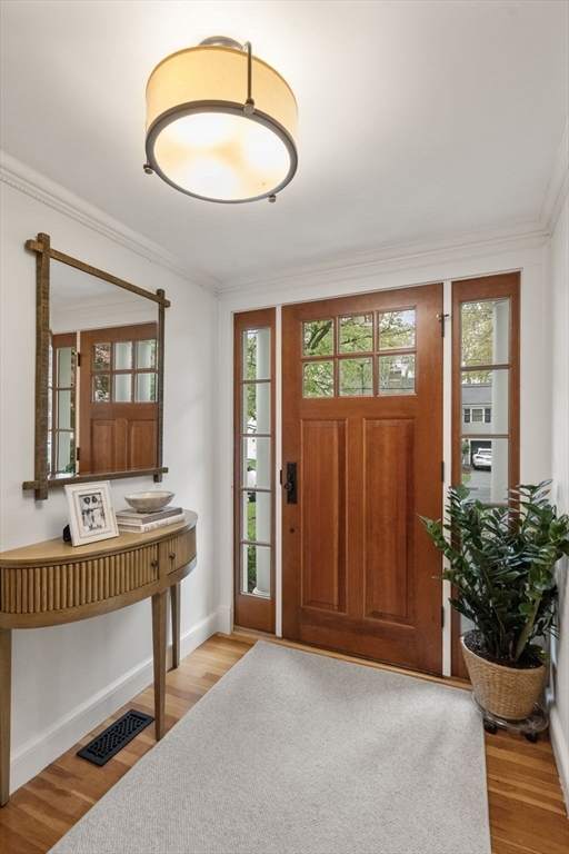 9 Lafayette Cir