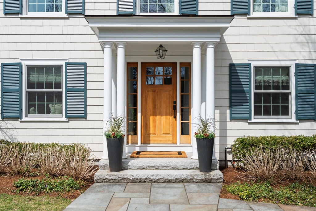 9 Lafayette Cir