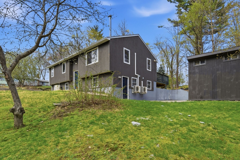 138 West St