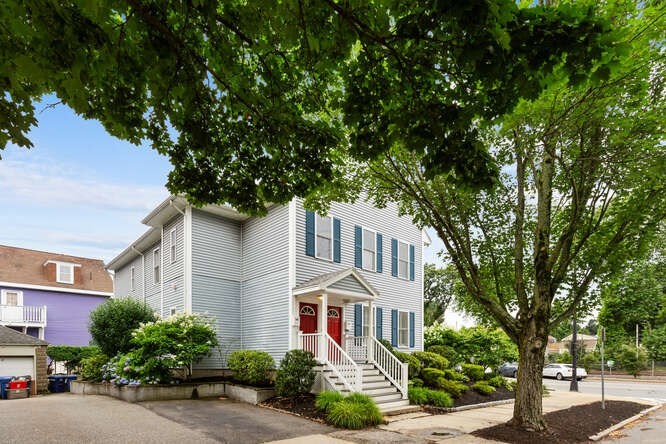 46 Yale Ave