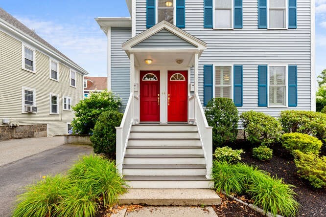 46 Yale Ave