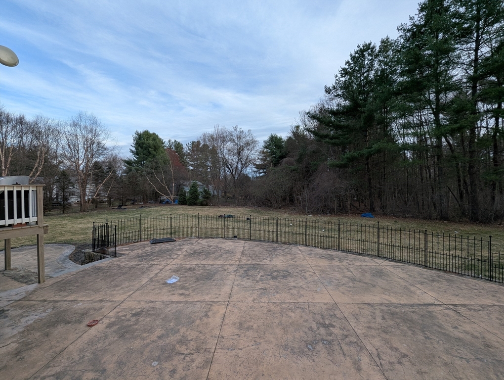 Franklin, Massachusetts 02038, United States, 4 Bedrooms Bedrooms, ,4 BathroomsBathrooms,Residential,Active,103819