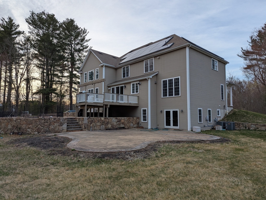 Franklin, Massachusetts 02038, United States, 4 Bedrooms Bedrooms, ,4 BathroomsBathrooms,Residential,Active,103819