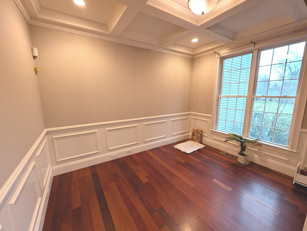 Franklin, Massachusetts 02038, United States, 4 Bedrooms Bedrooms, ,4 BathroomsBathrooms,Residential,Active,103819