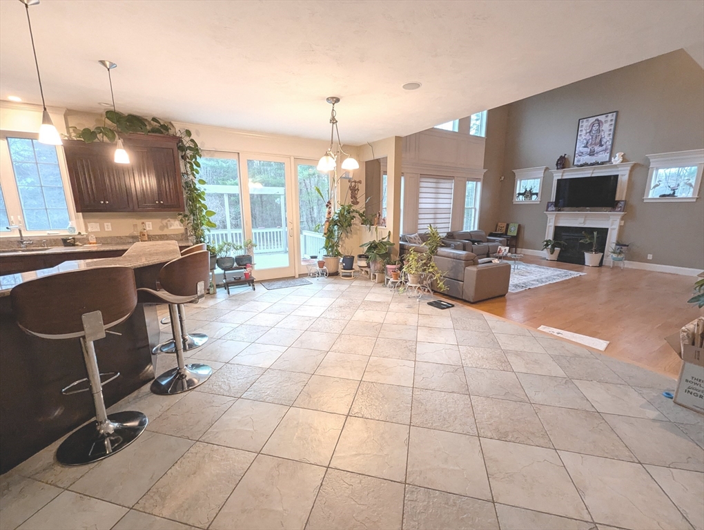 Franklin, Massachusetts 02038, United States, 4 Bedrooms Bedrooms, ,4 BathroomsBathrooms,Residential,Active,103819