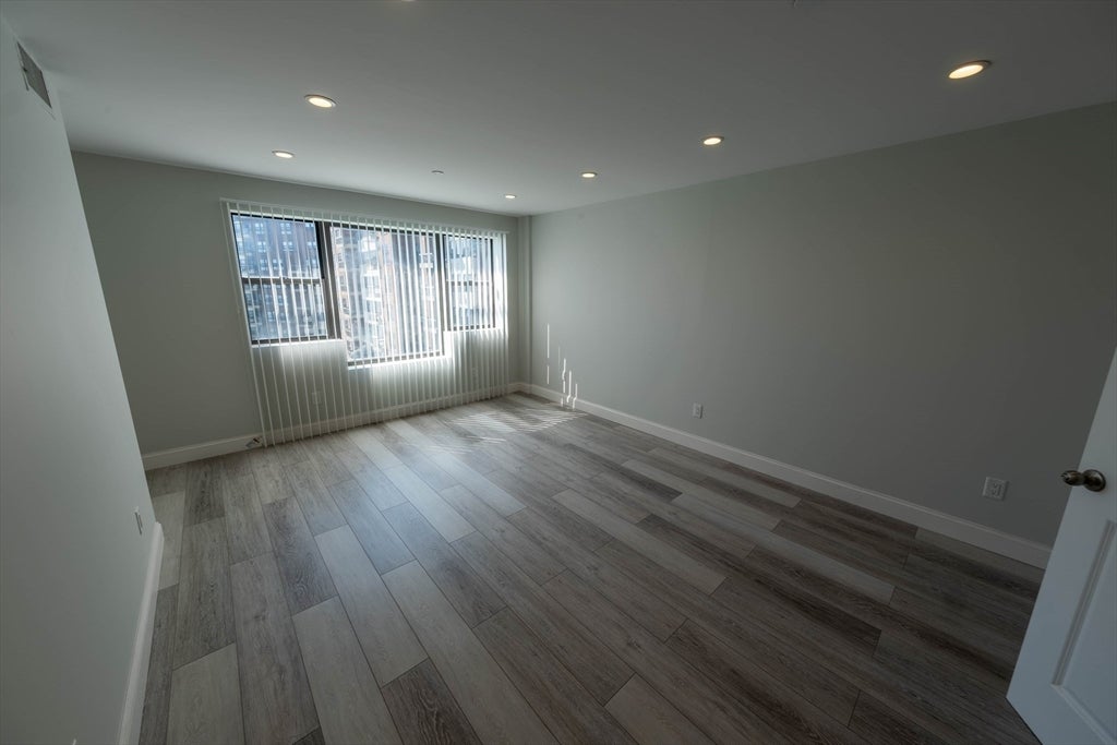 3 Seal Harbor Rd #533, Winthrop, MA, 3 Seal Harbor Rd #533, Winthrop, MA Photo #4