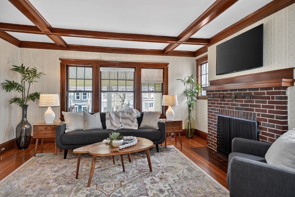 396 School Street 396