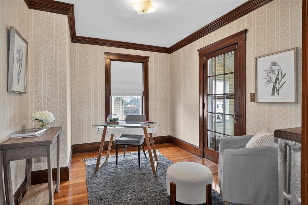 396 School Street 396