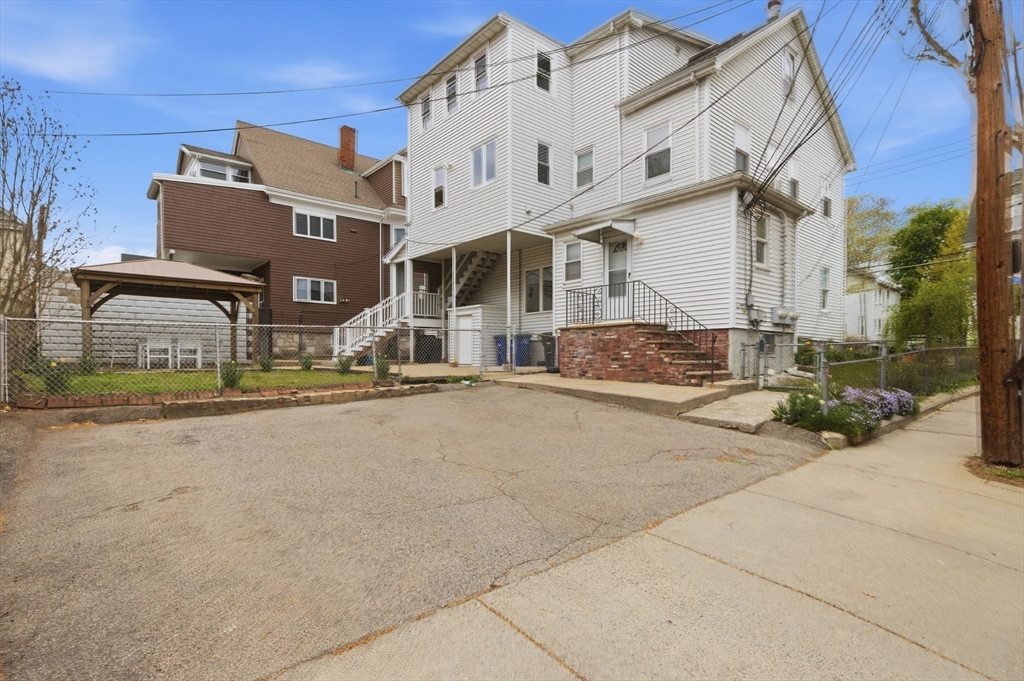 Photo of 126-130 Summer Street, Somerville, MA