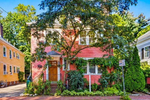 8 WRIGHT ST # 2, CAMBRIDGE, MA 02138 - Image fb856cb057521e2cfed317d89aebee7d/171390656