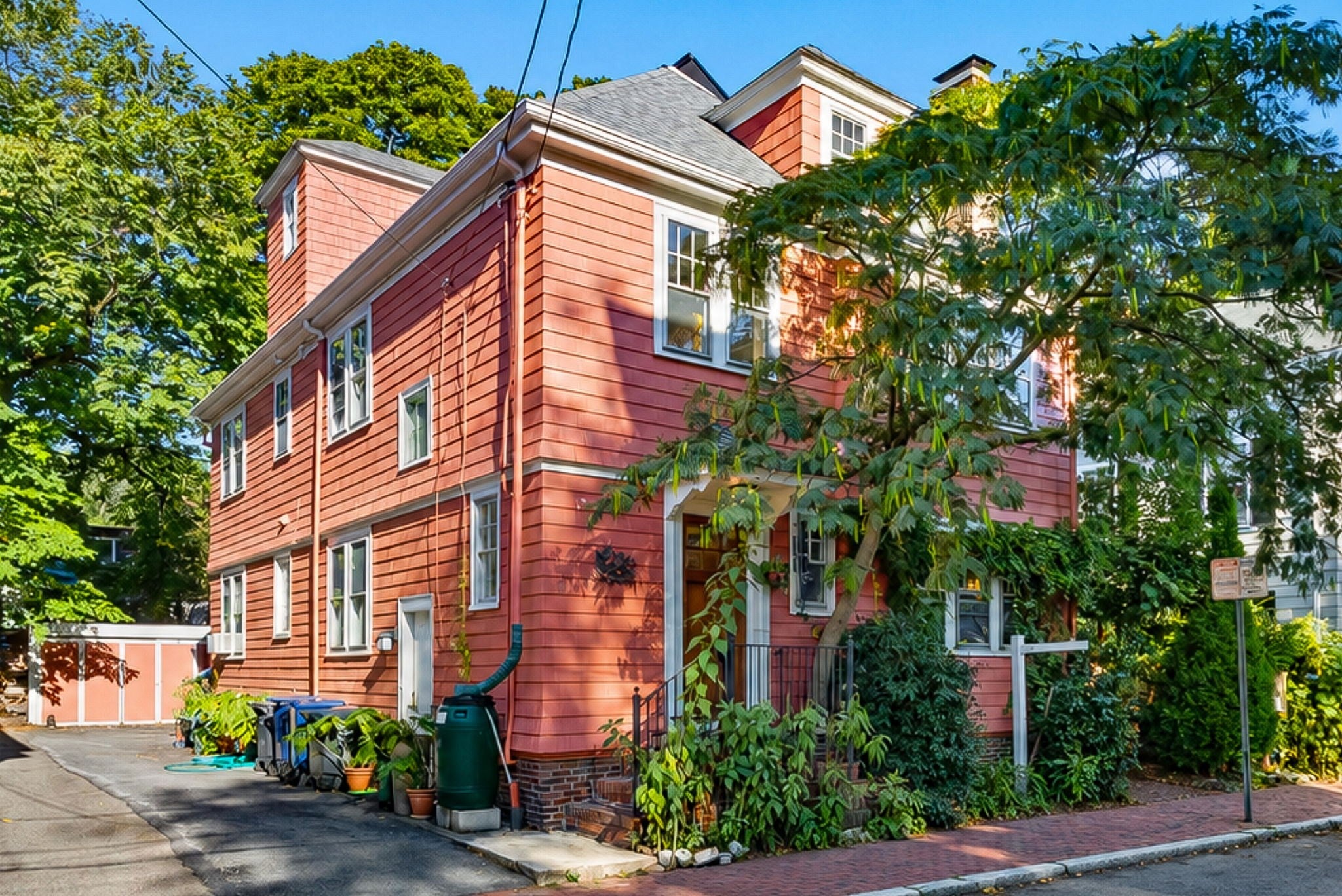 8 Wright St #2, Cambridge, MA Photo #2