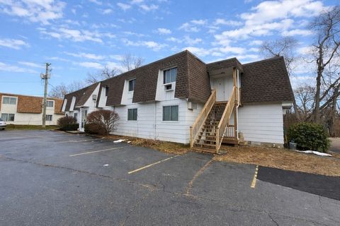 8 New Plainville Rd New Bedford MA 02745