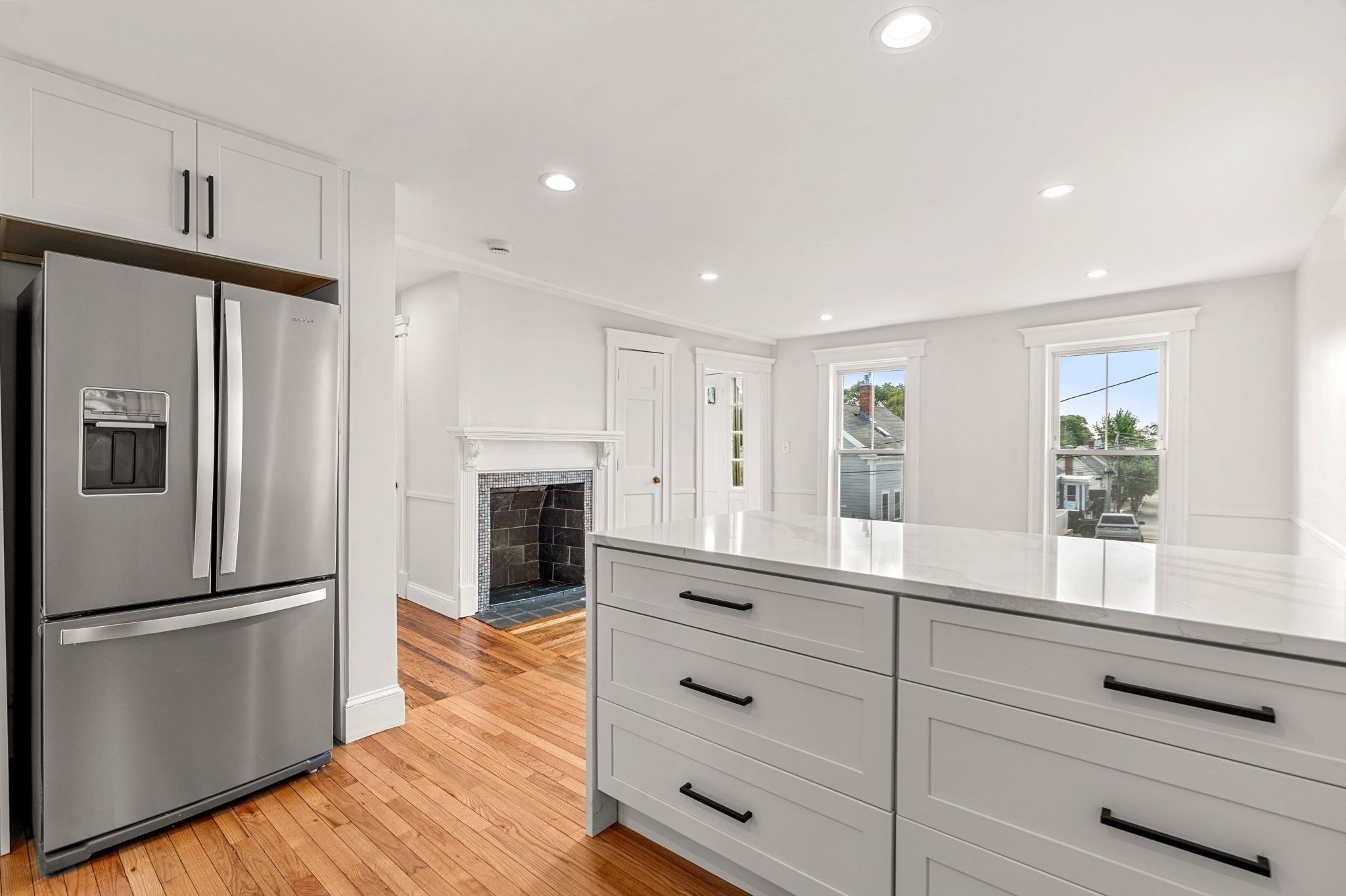 17 Cottage Street, Marblehead, MA, 17 Cottage Street, Marblehead, MA Photo #2