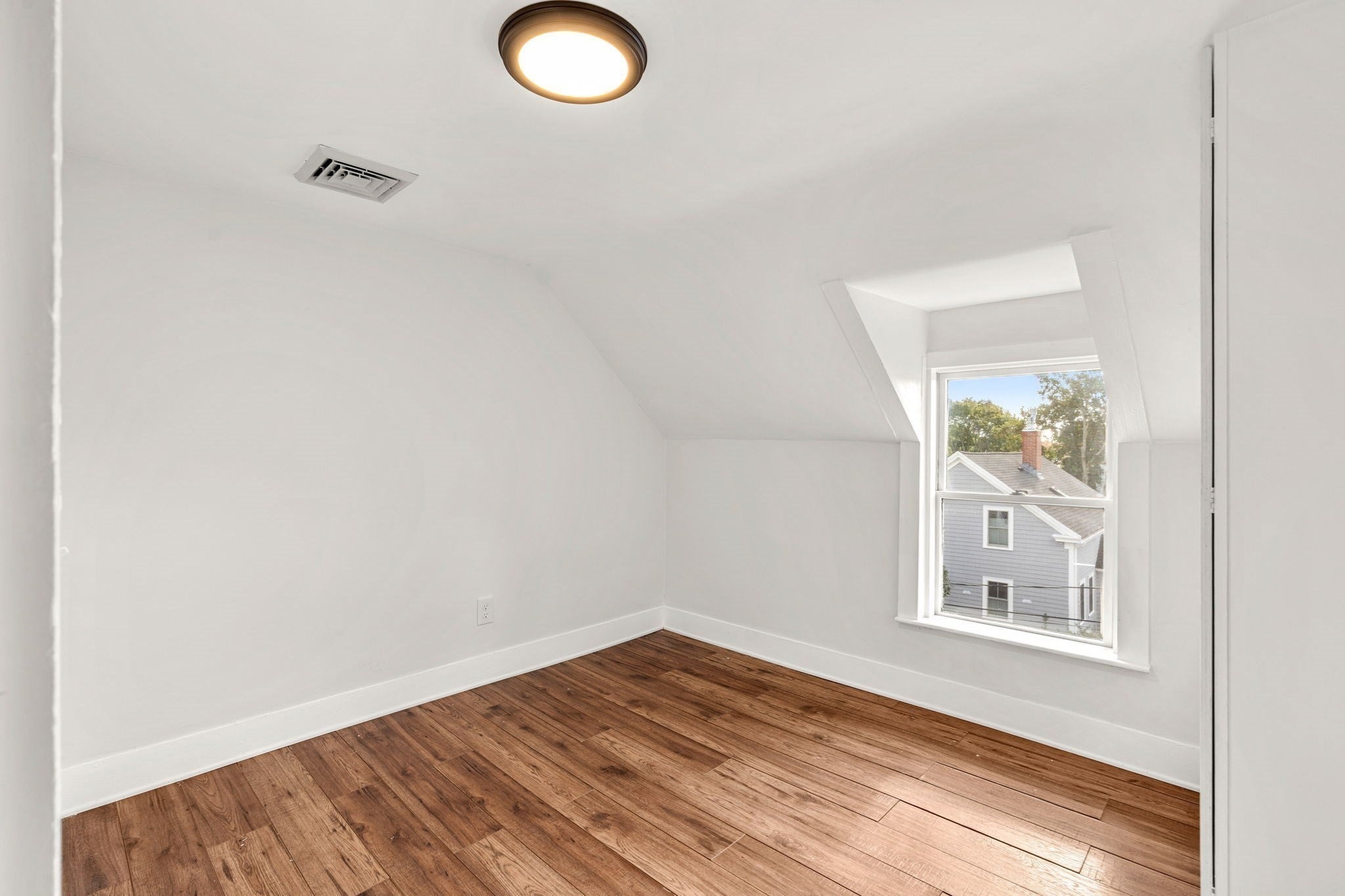 17 Cottage Street, Marblehead, MA, 17 Cottage Street, Marblehead, MA Photo #21