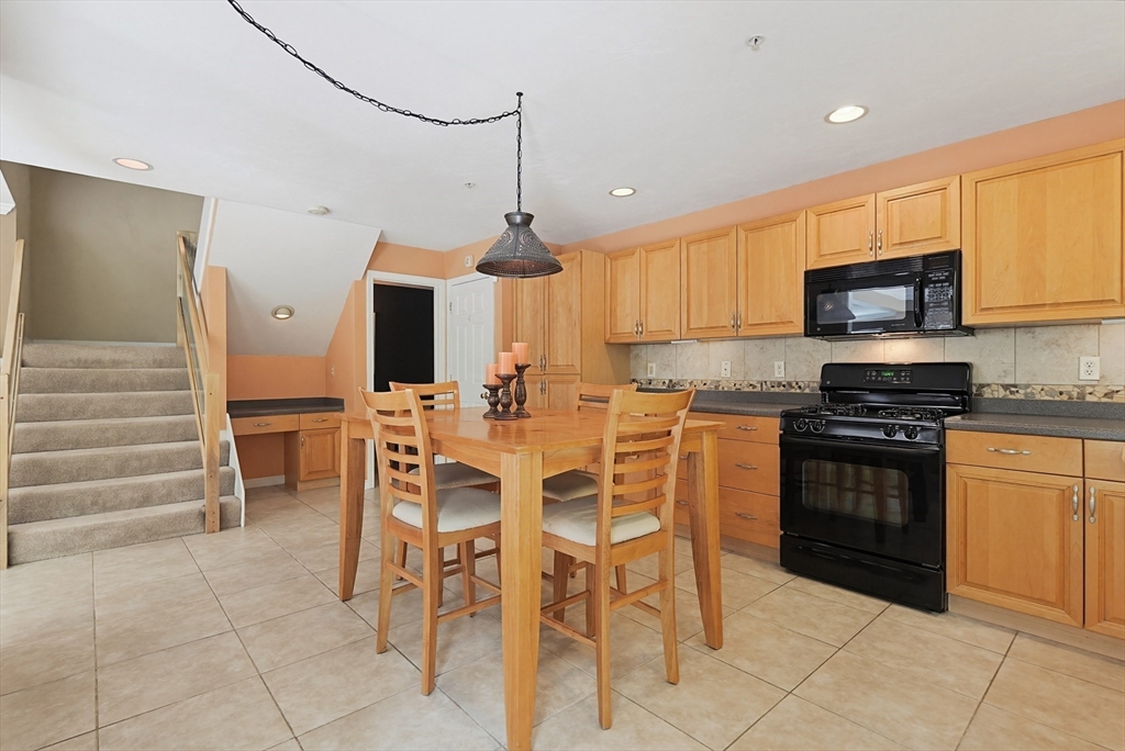 1003 Old Bridge Ln #1003, Bellingham, MA Photo #15