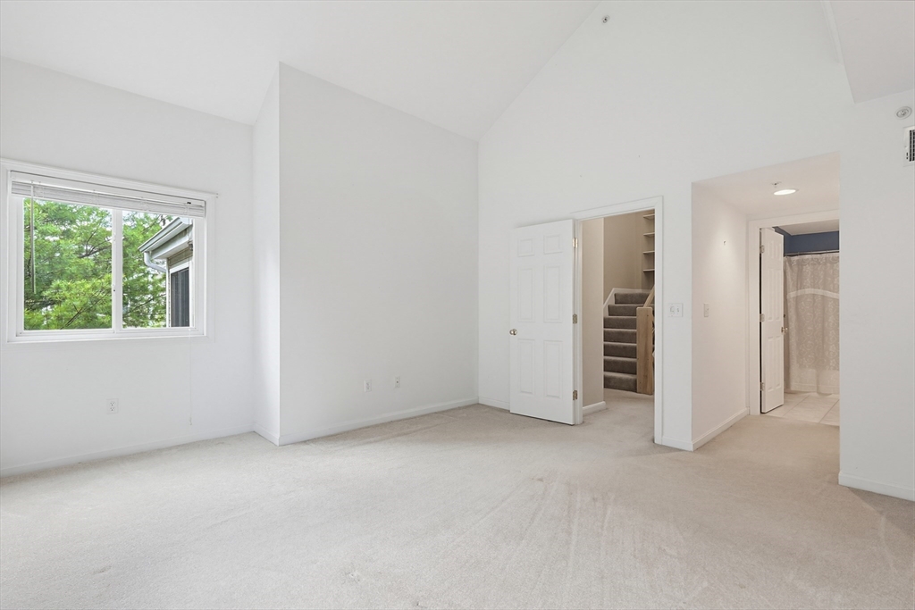 1003 Old Bridge Ln #1003, Bellingham, MA Photo #18