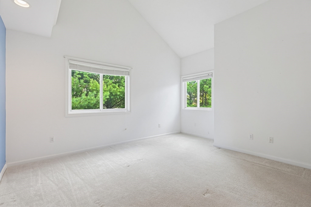 1003 Old Bridge Ln #1003, Bellingham, MA Photo #17