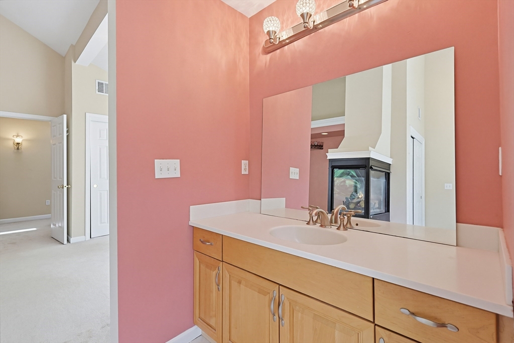 1003 Old Bridge Ln #1003, Bellingham, MA Photo #29