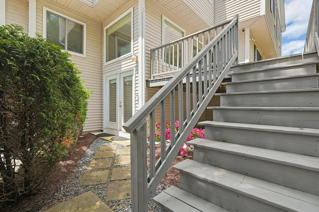 1003 Old Bridge Ln #1003, Bellingham, MA Photo #2