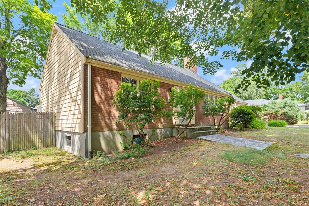 64 Augusta Ave
