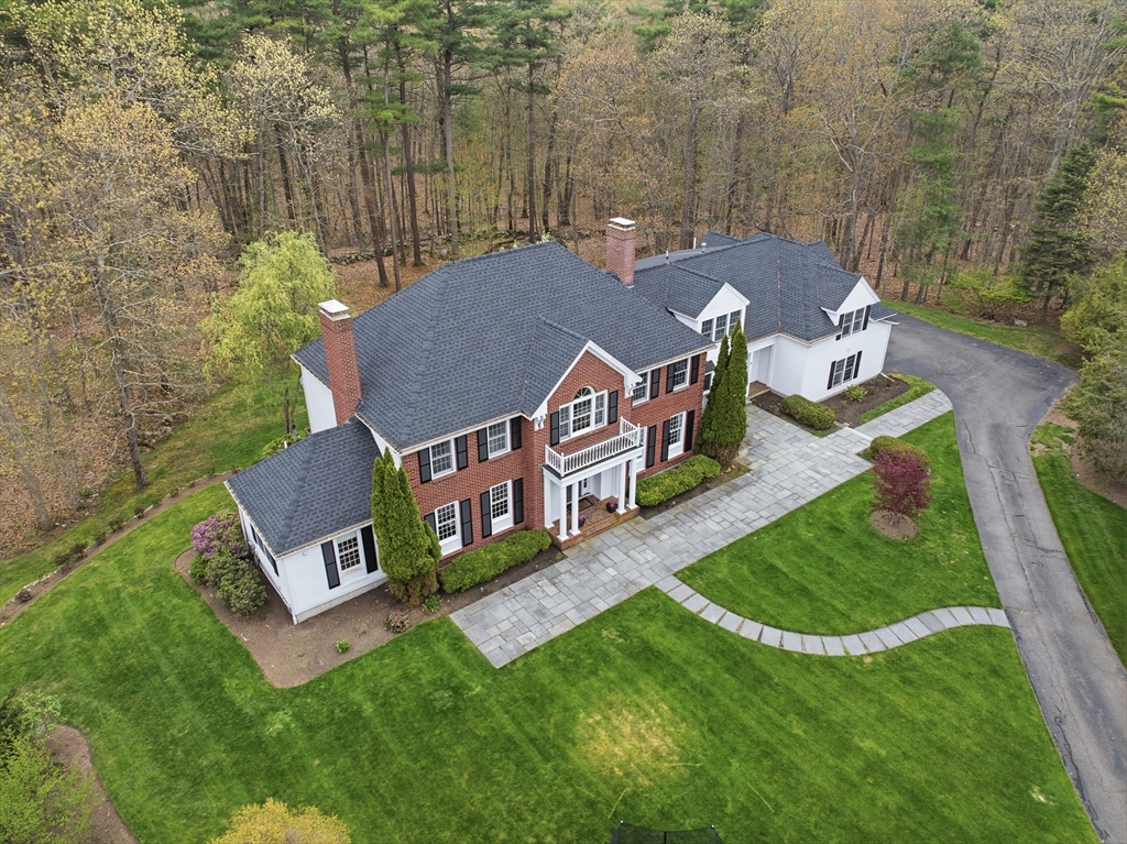 8 Charles Davis Dr