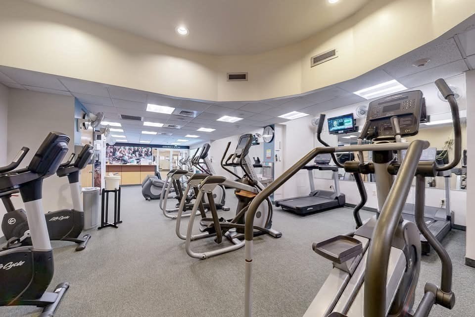 77 Pond Ave #1009, Brookline, MA Photo #10