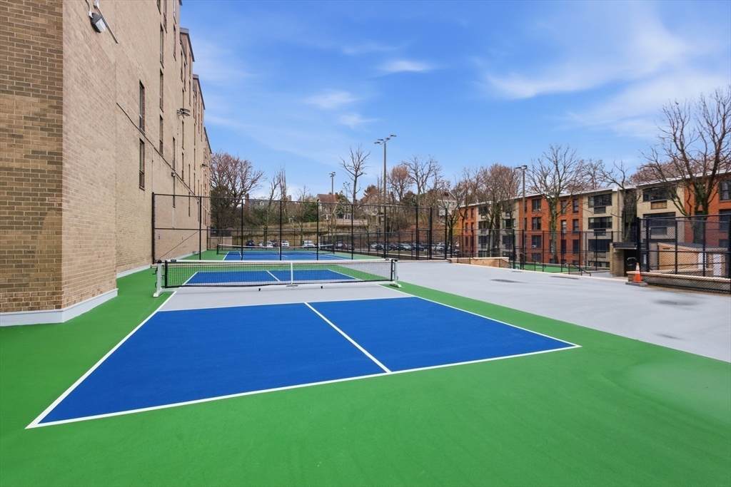 77 Pond Ave #1009, Brookline, MA Photo #19