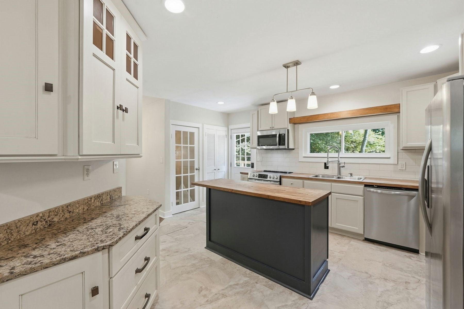 7 Athens St, Auburn, MA, 7 Athens St, Auburn, MA Photo #7