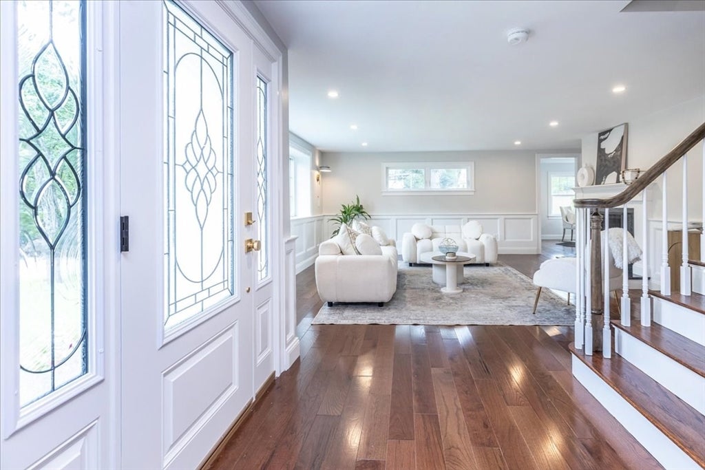 113 River St