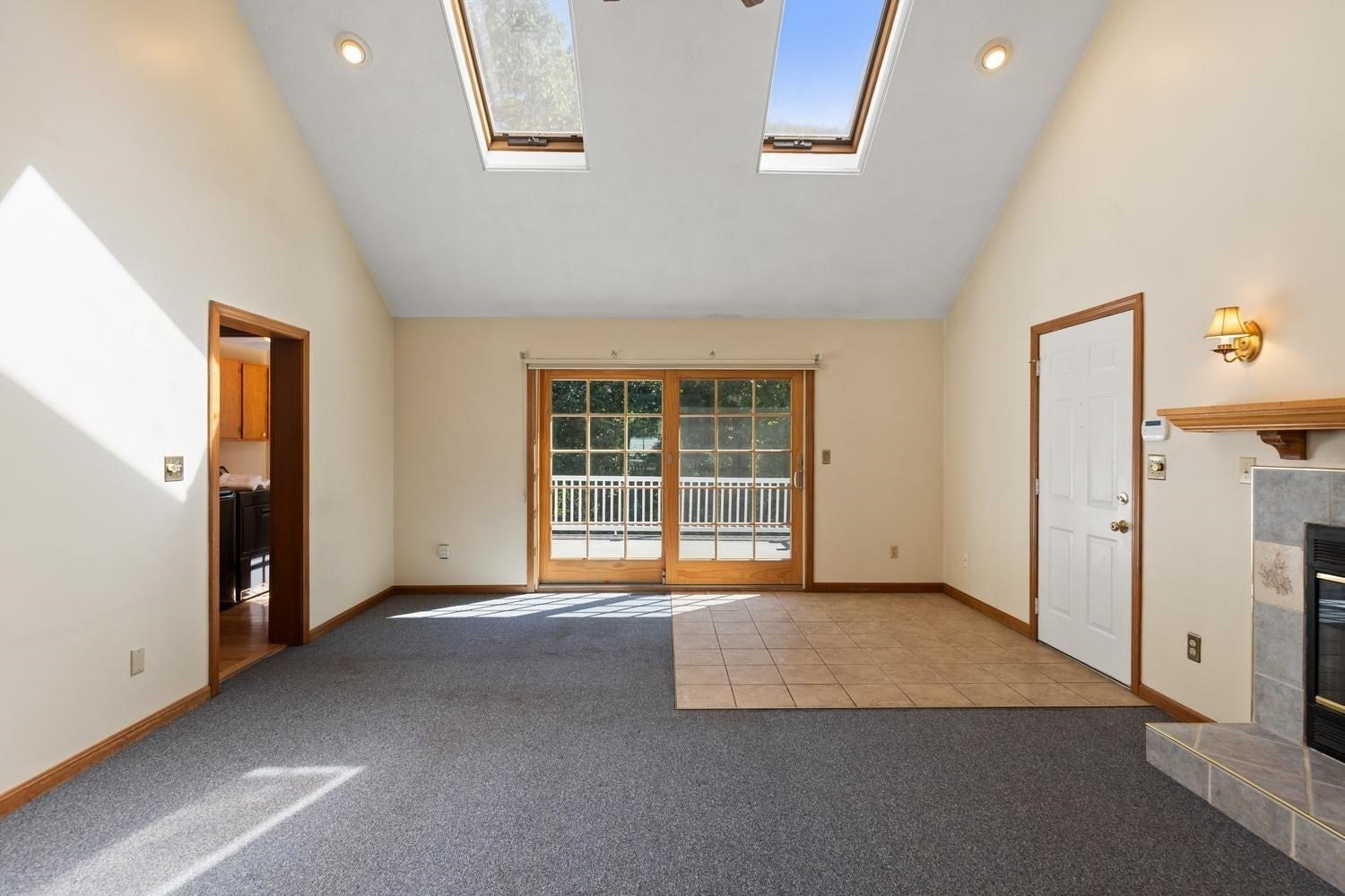 3 Karen Way, Methuen, MA, 3 Karen Way, Methuen, MA Photo #17