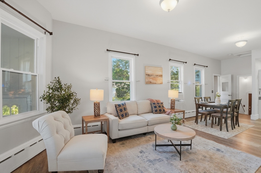 30 Buttonwood Rd