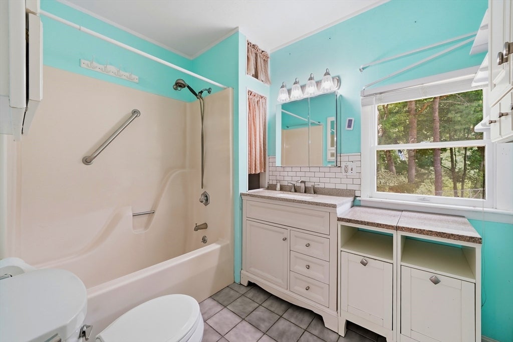 70 Muller Rd, Burlington, MA, 70 Muller Rd, Burlington, MA Photo #15