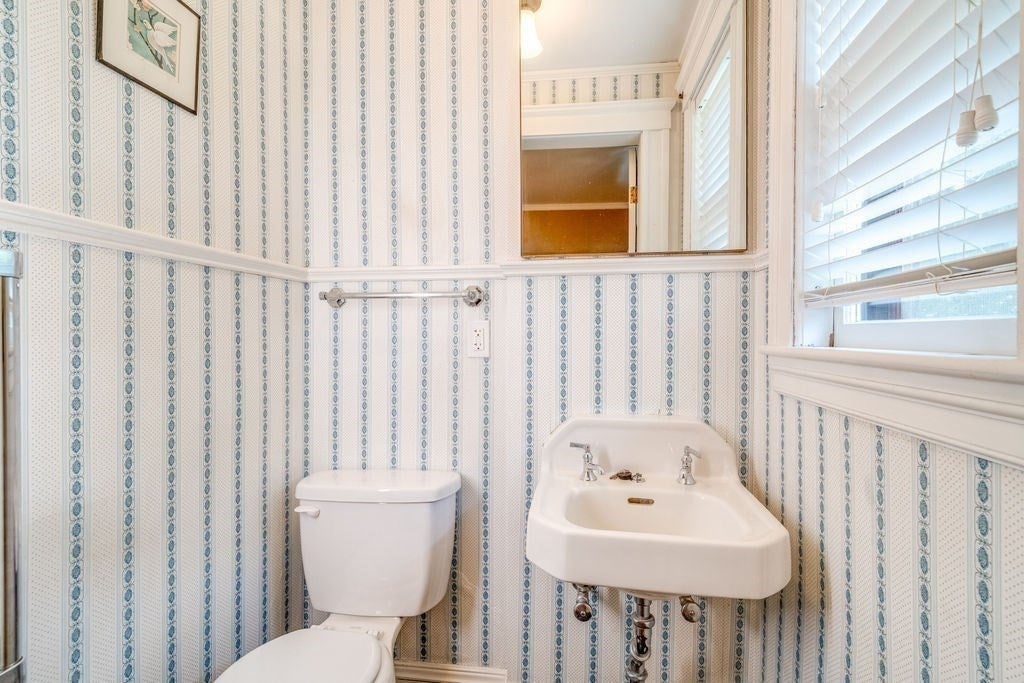 116 Pleasant St, Holyoke, MA, 116 Pleasant St, Holyoke, MA Photo #14