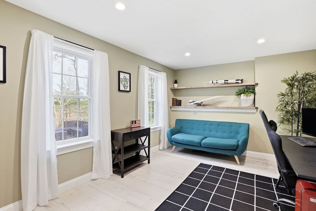19 Farm Rd, Plymouth, MA Photo #20