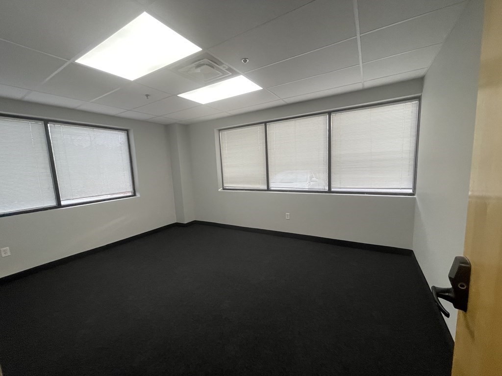 1 Maple St 1B