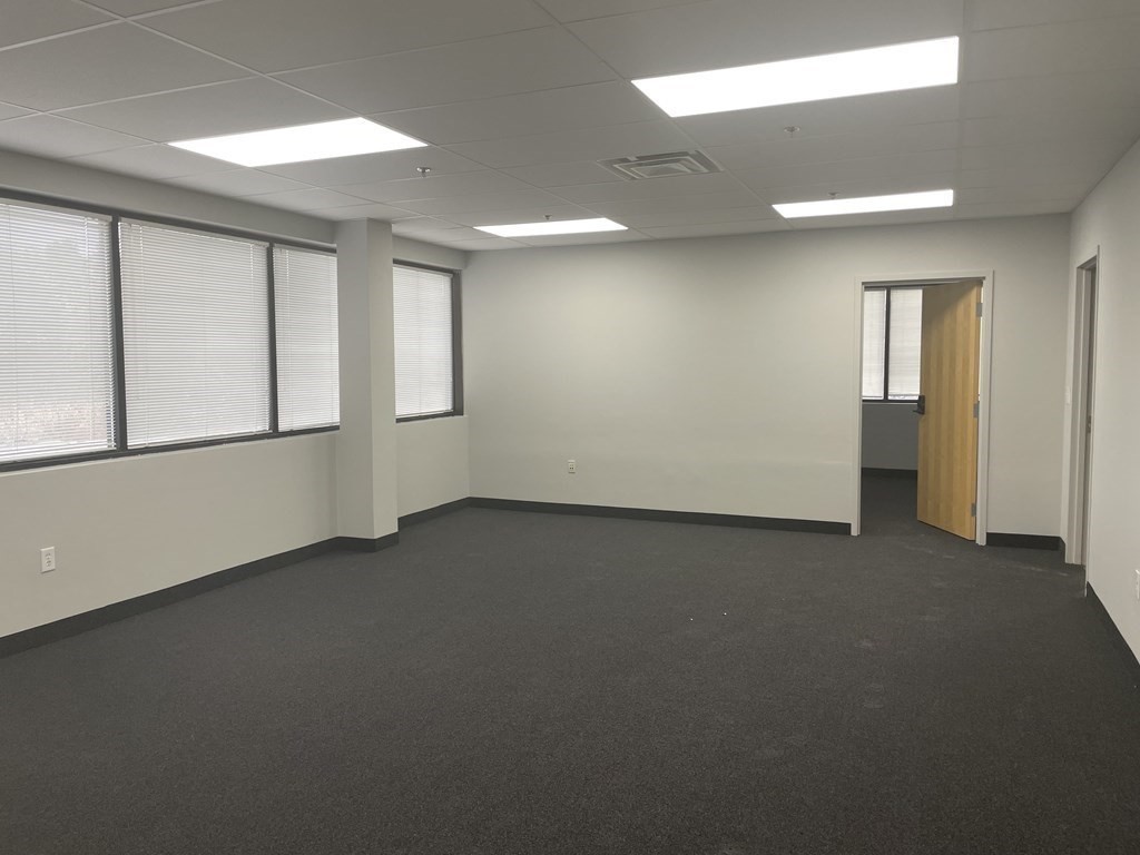 1 Maple St 1B