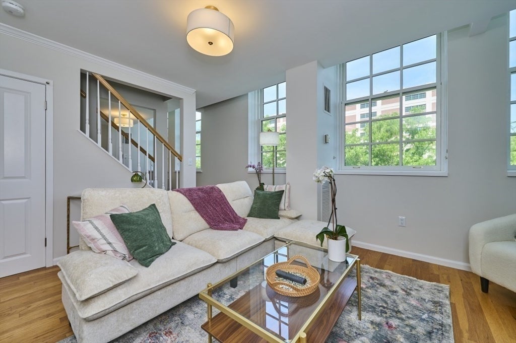 106 13th Street 327