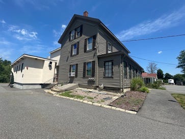 826 Broadway Raynham MA 02767
