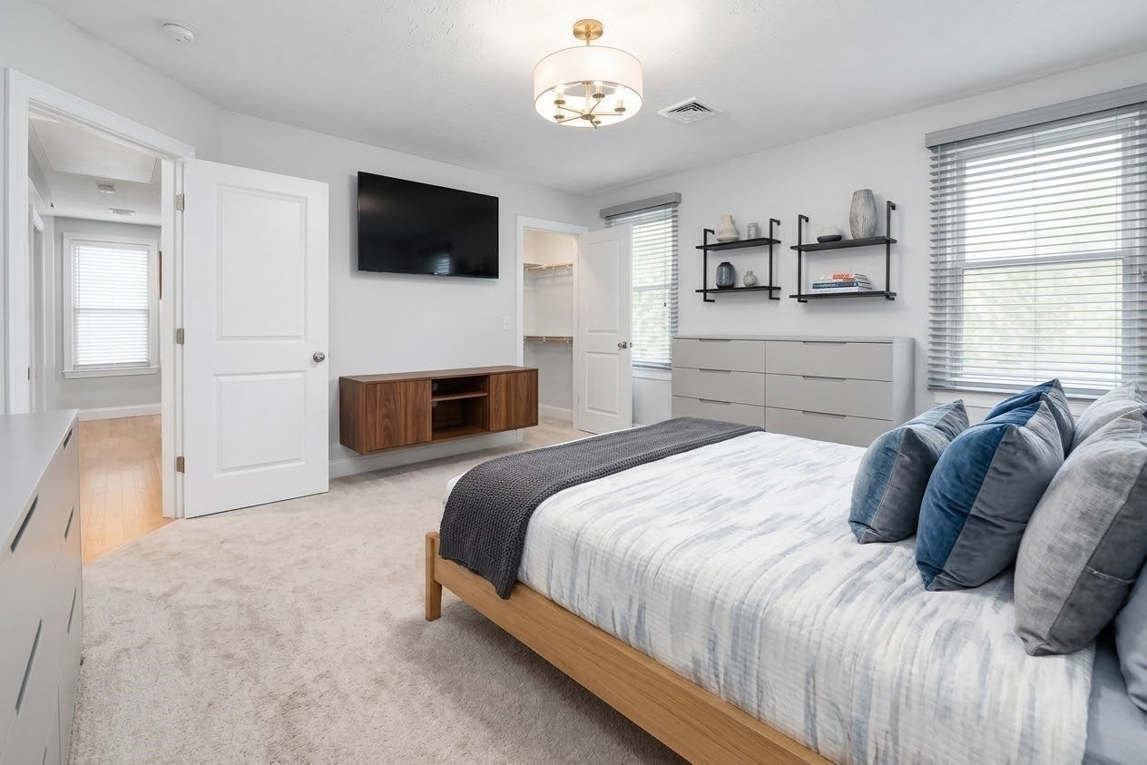 1531 Broadway, Raynham, MA Photo #14
