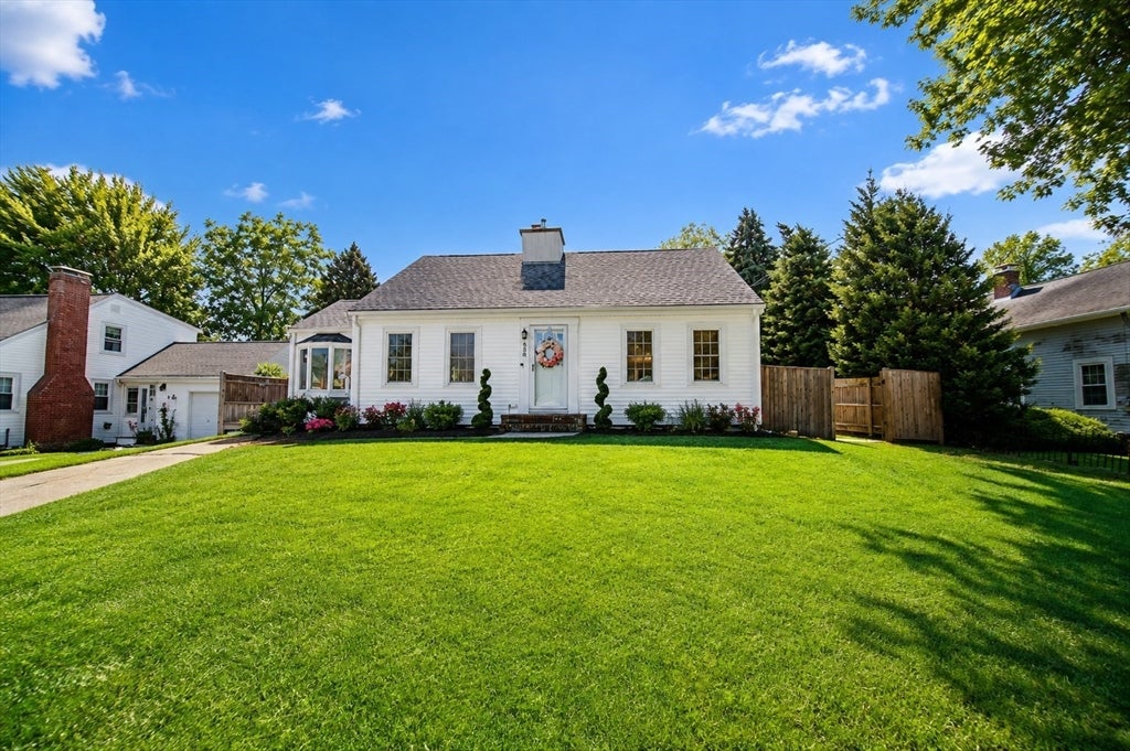 Photo of 238 Liberty St, Braintree, MA