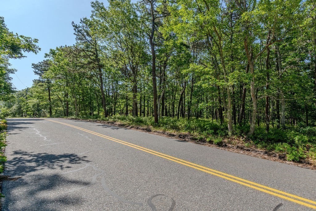 240 Gross Hill Rd