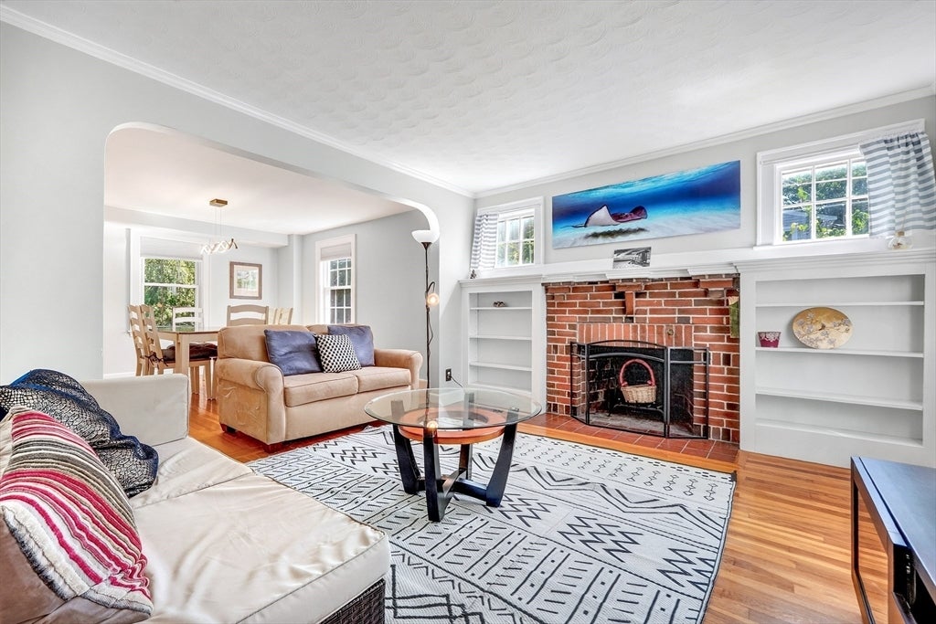 4 Sherman Road