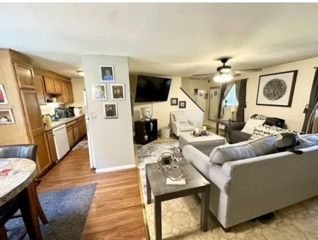 205 Bishop Dr #205, Framingham, MA Photo #2