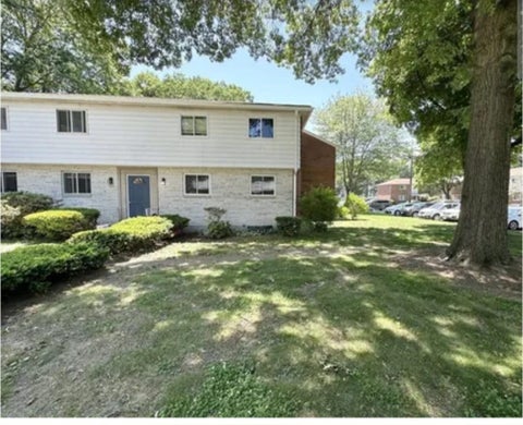 Photo of 205 Bishop Dr #205, Framingham, MA 01702 (MLS # 73580866)