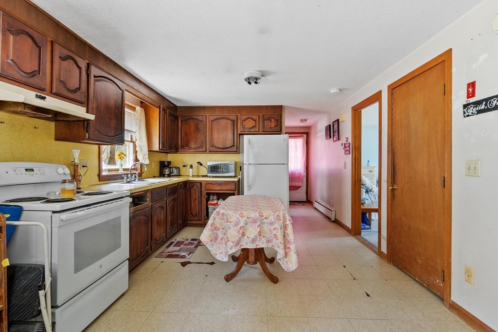 26 Royalston Rd. North