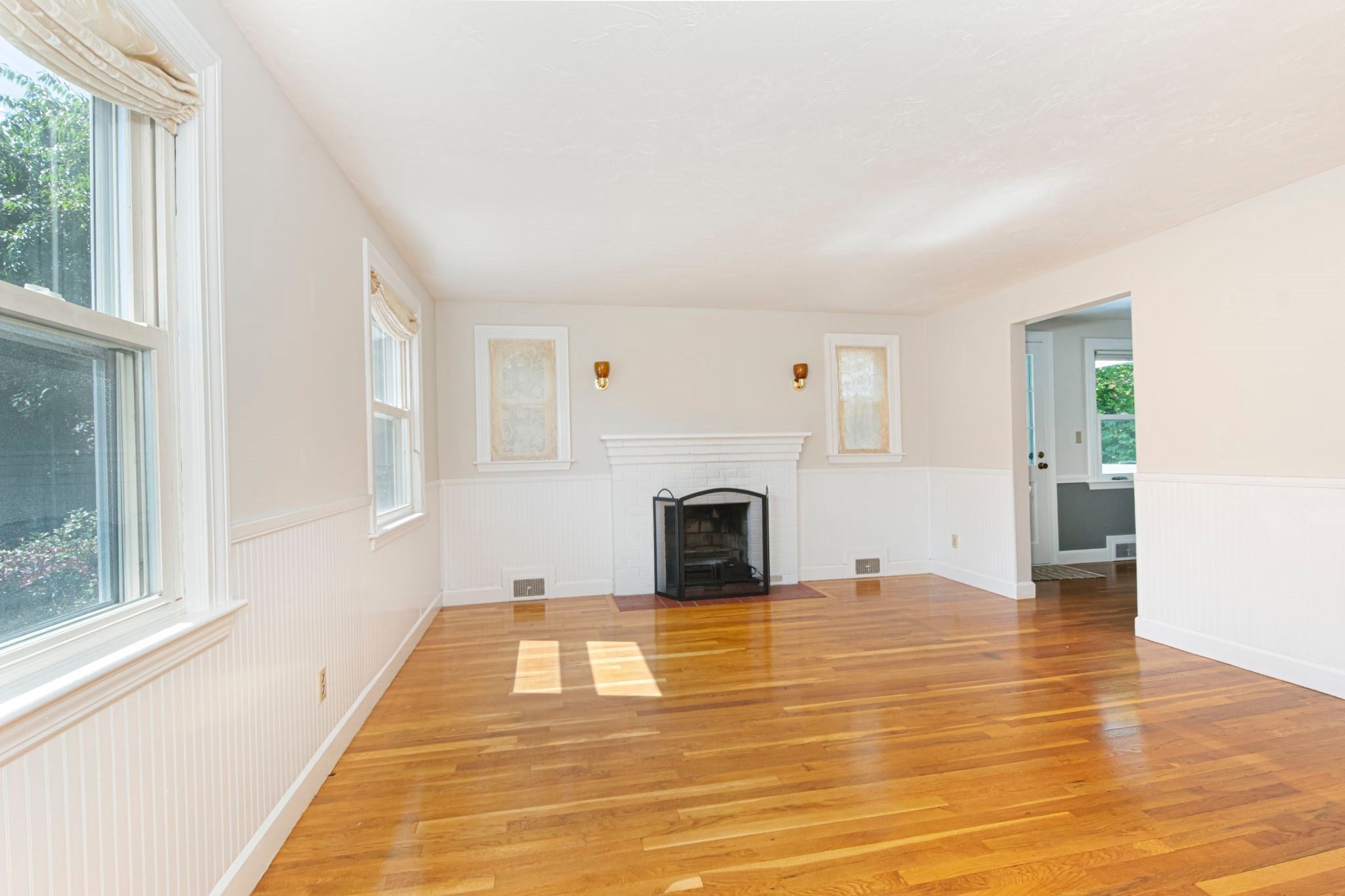 10 Farview Ave