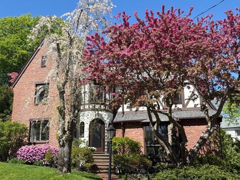 27 Stella Road Belmont MA 02478